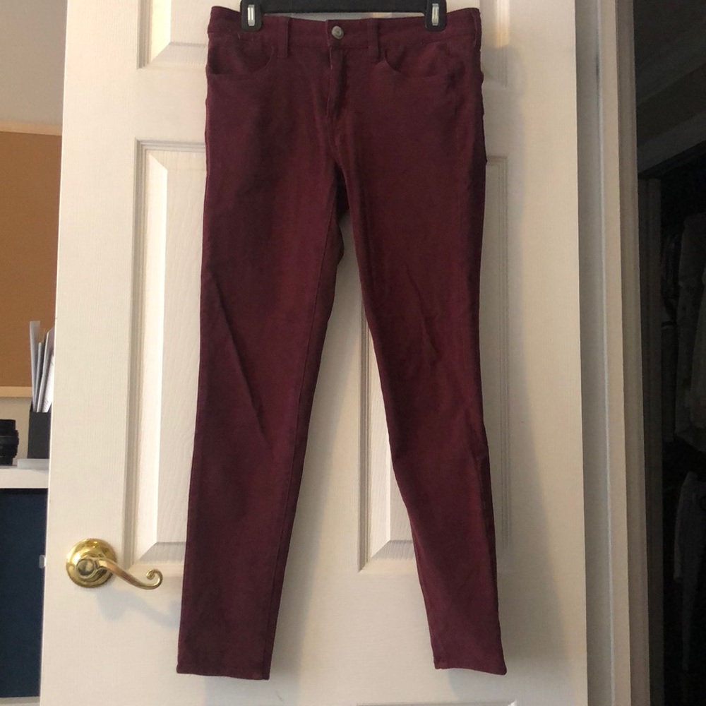 American Eagle Maroon Jeggings